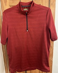 Novara Cycling Activewear 1/4 Zip 2 Side Zip Pockets S/S Dark Red Size M Shirt