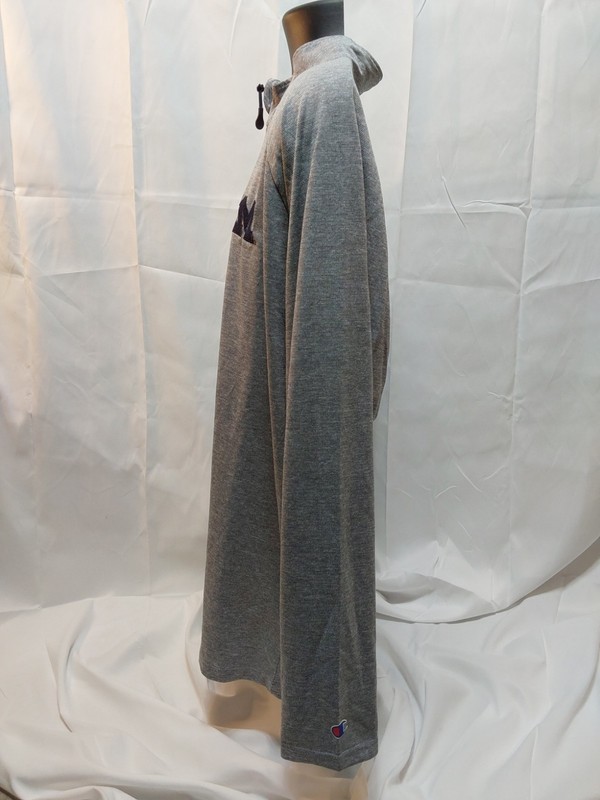 Champion XL Gray 1/4 Zip Michigan Wolverines Pullover #M148 gallery