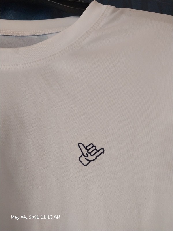Shaka Kai Maui Tat 2 Athletic 100% Moisture Wick Polyester 1 Wht 1 Blue Mens M gallery
