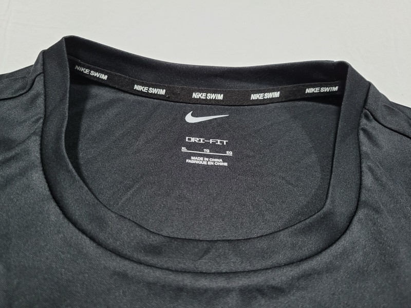 NIKE Mens Essential Hydroguard Swim Tank top UPF 40+ NESSA585-001 gallery