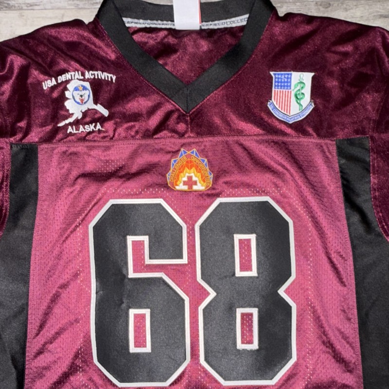 Battlefield Collection Arctic Bite Men's Short Sleeve Jersey L Maroon Black #68 gallery