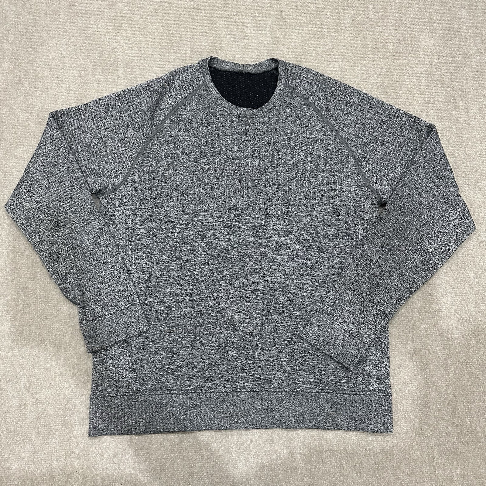 Lululemon Engineered Warmth Men's Large Gray Crew Neck Merino Wool Pullover gallery