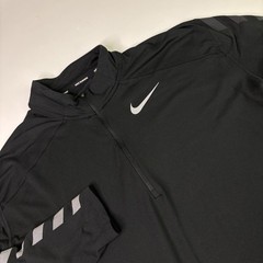 Nike Running Dri Fit Men’s MediumFit Quarter Zip Pullover Black Thumbhole Shirt