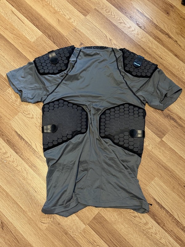 Men’s Nike Pro Combat Padded Compression Shirt XXL 533021-021 Black New gallery