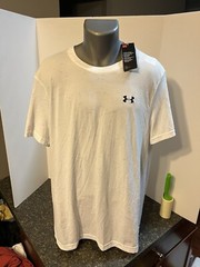 Under Armour T-Shirt Men’s Fitted White Black Check – Nylon Polyester XXL – NWT