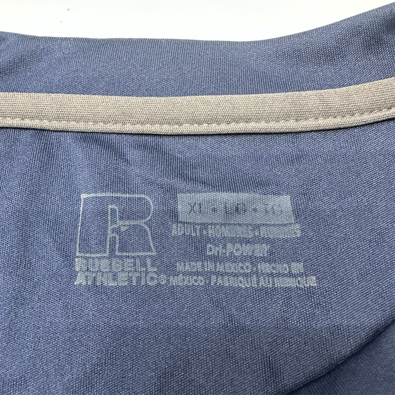 Russell Athletic Navy Blue Short Sleeve Crew Neck Athletic T Shirt Men's Size XL gallery