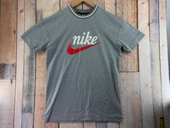 Nike Mesh T-Shirt Men’s Medium Gray Red White Logo Short Sleeve Athletic Tee