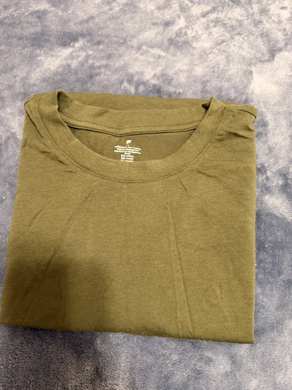 Fabletics The 24-7 Dark Olive L Tee gallery