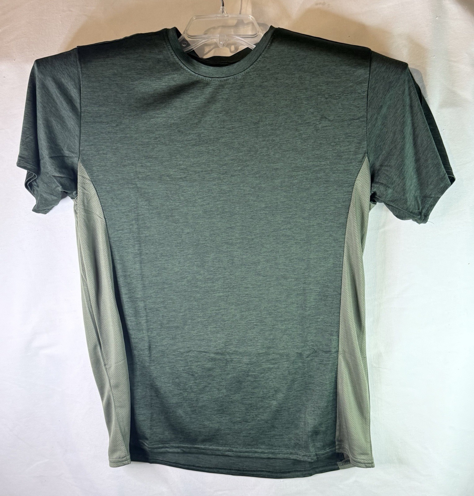 Men's Large Green with Breathable inserts Crew Neck Gym T-Shirt Brand New gallery