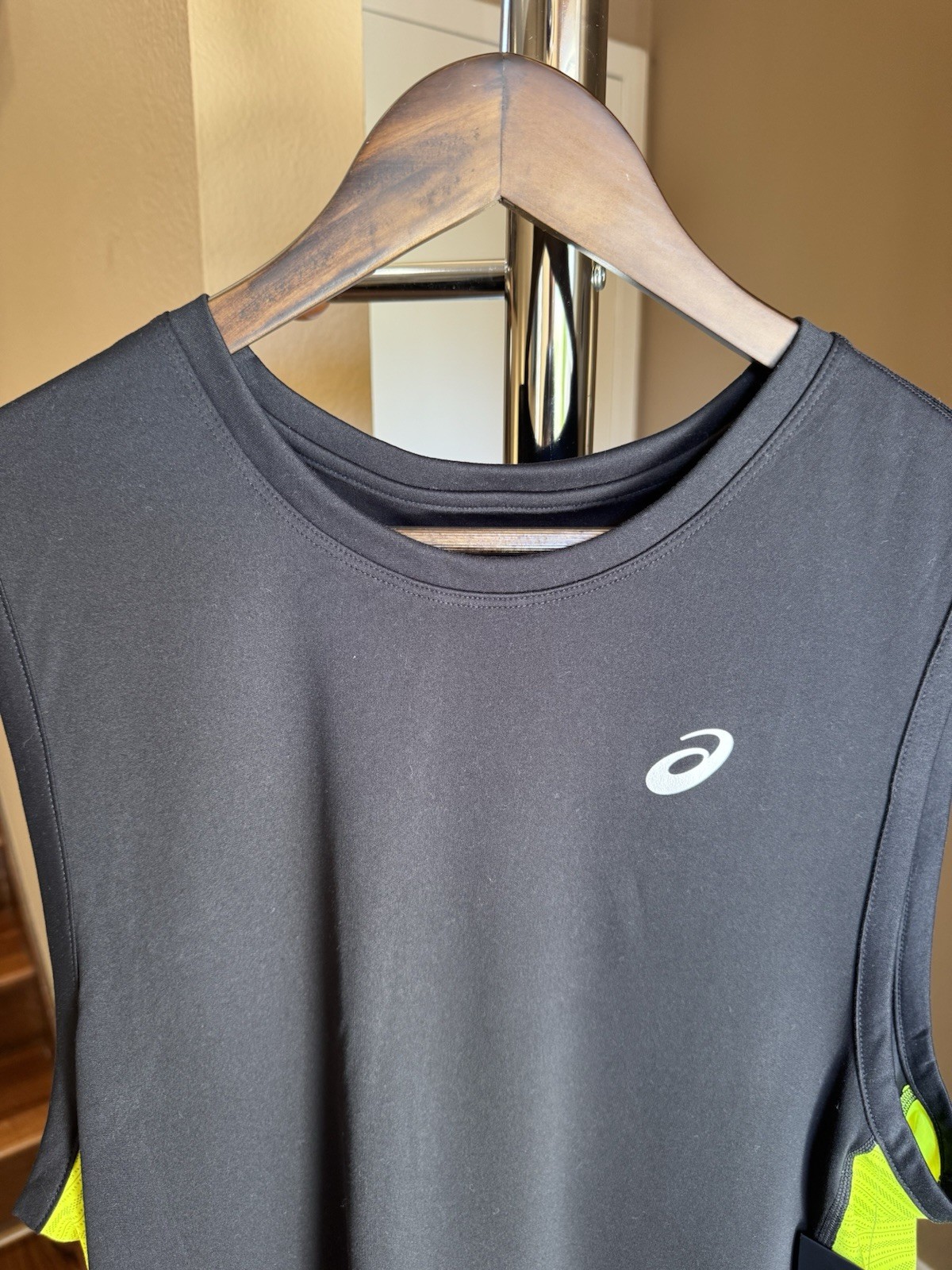 NWT ASICS Men’s Small Sleeveless Running Shirt Gray Neon Yellow Athletic Tank gallery