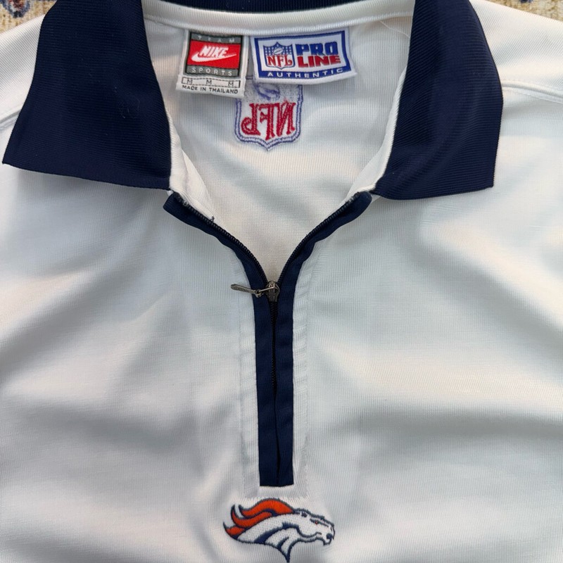 Vintage Nike NFL Denver Broncos Pro Line Polo – White/Blue – size M gallery