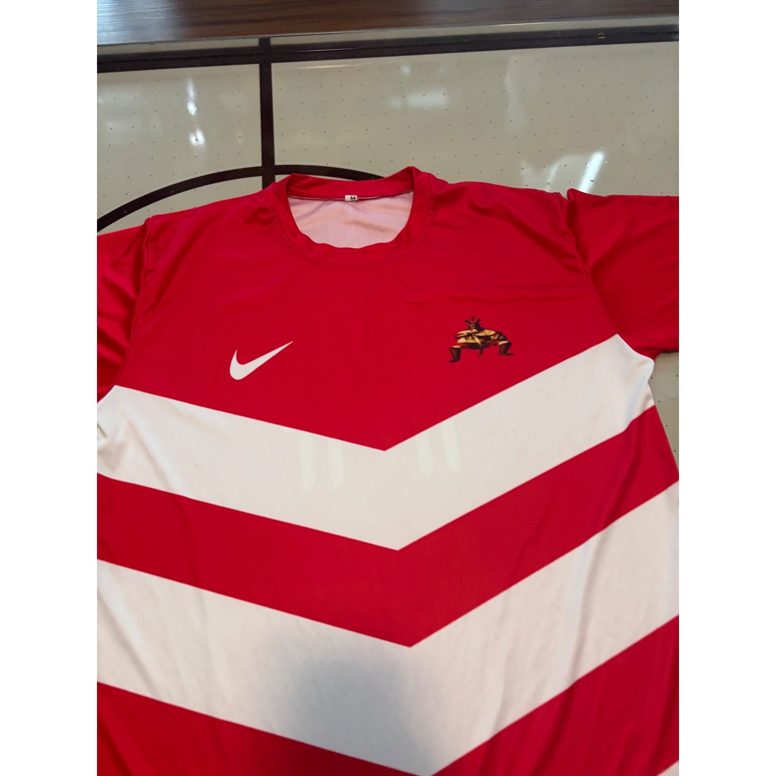 Nike Soccer Jersey Red White Chevron Striped Number 14 Mens Size 44 Large gallery