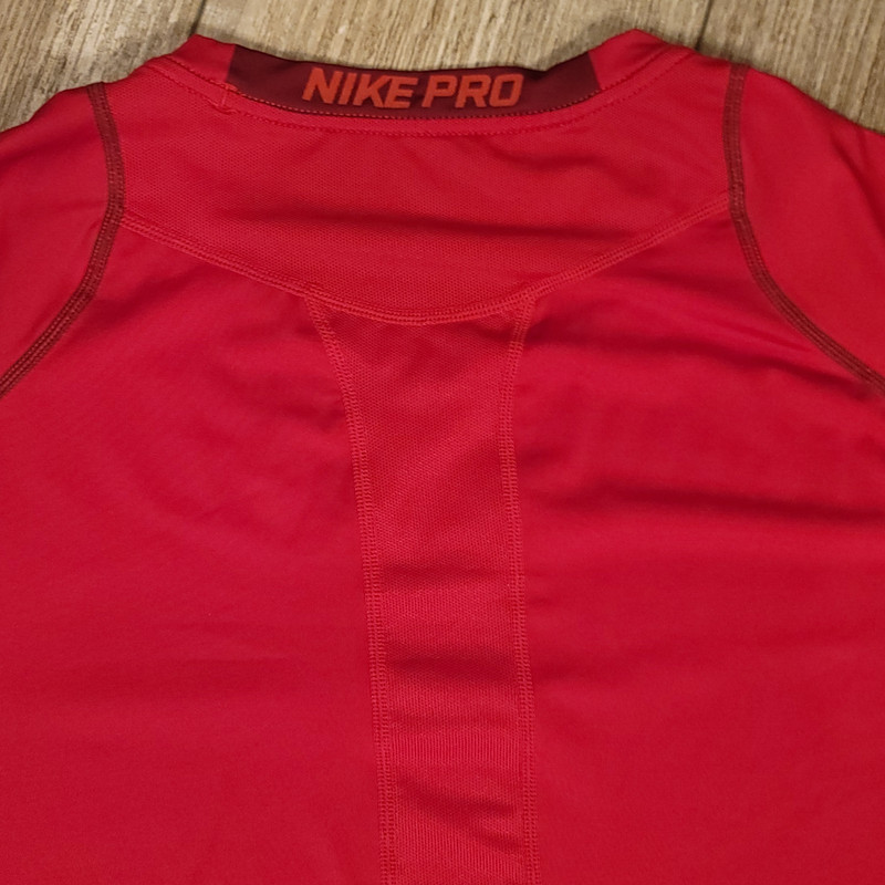 Nike Pro Men's Size XL Fitted Dri-Fit Short Sleeve Training Red Shirt 703104-687 gallery