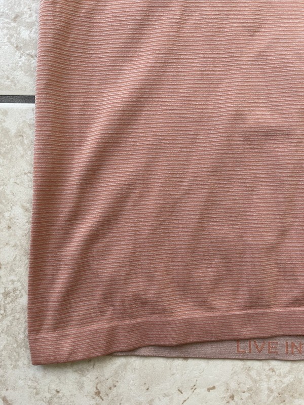 Lululemon Metal Vent Tech Men’s Short Sleeve Orange Medium Running Gym Exercise gallery