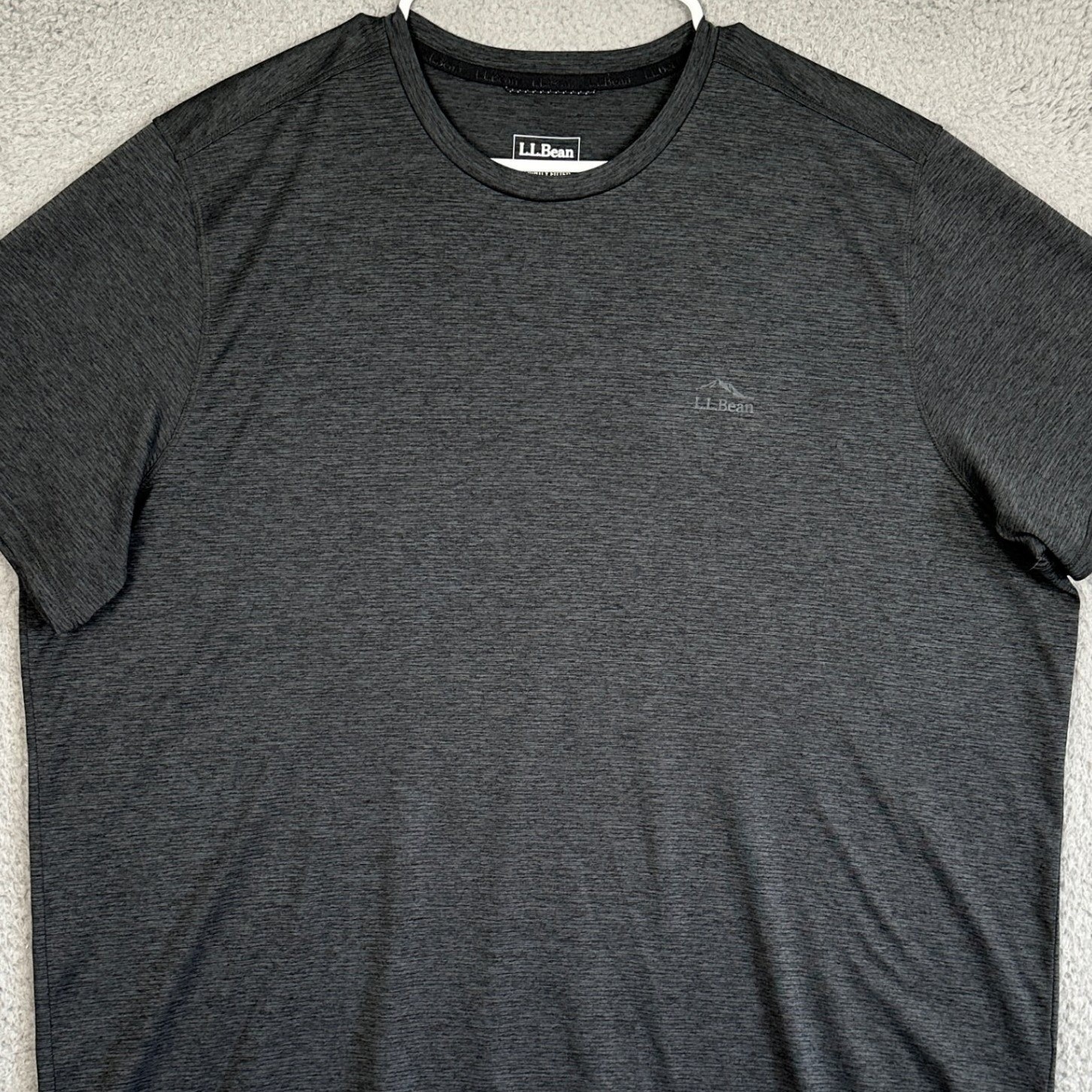 L.L. Bean T-Shirt Mens 2XL Charcoal Grey Heather Slightly Fitted Performance Tee gallery
