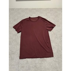 Lululemon Mens Burgundy Red T-Shirt Short Sleeve Athletic Gym Workout Top