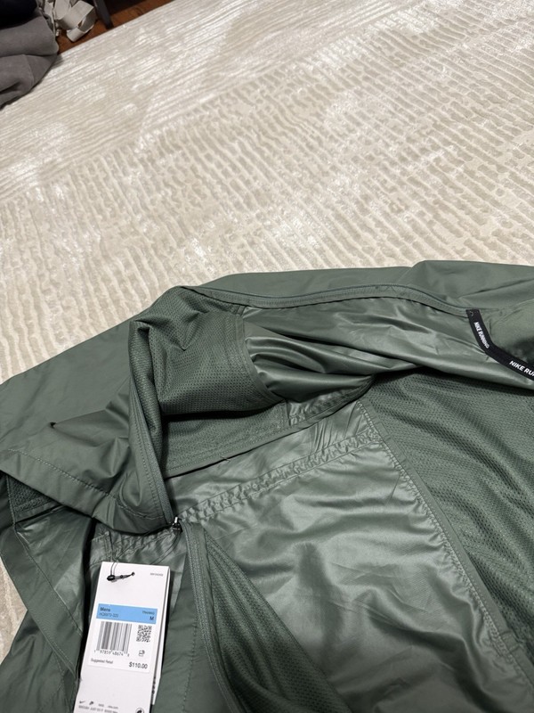 Nike Repel Running Hoodie Zip Up Jacket Green - Medium gallery