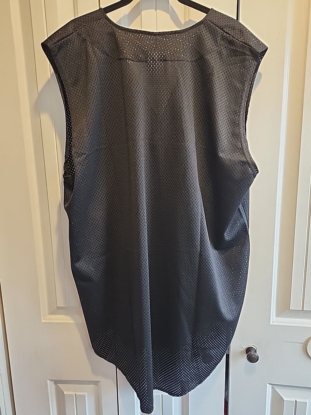 Mens Eastbay Black Mesh Button Up Sleeveless Jersey Size XLarge gallery