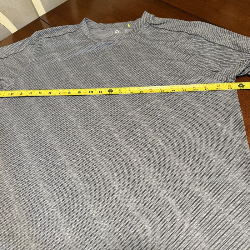 Tasc Shirt Mens XL Gray Performance Recess Tech Tee Stretch Gym Training Modal gallery