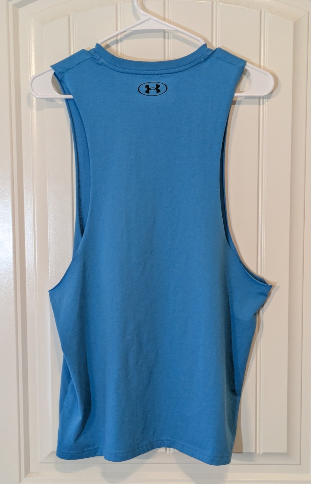 Under Armour Left Chest Cut Off Tank Top Medium Ether Blue 1329286-452 gallery