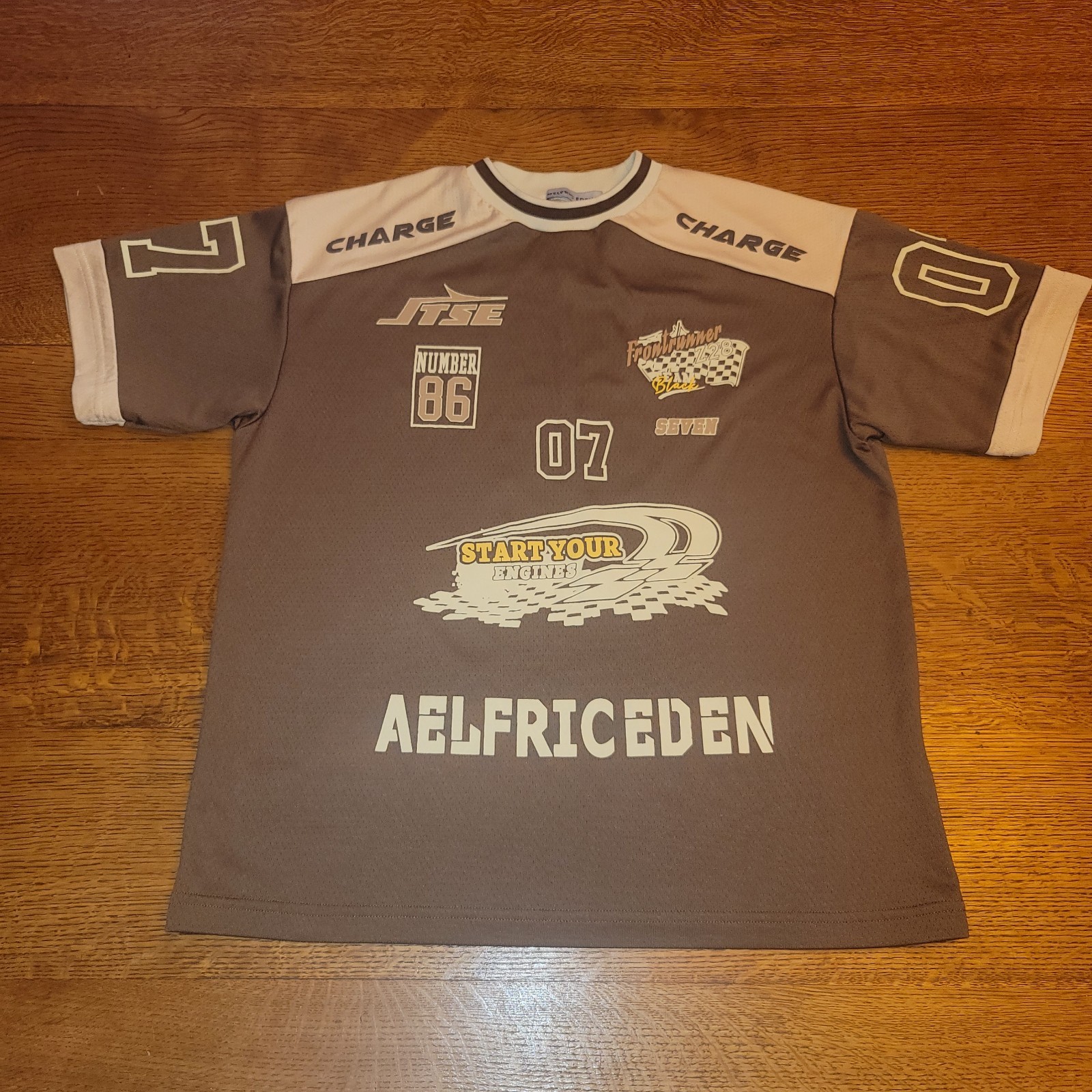 Aelfric Eden Jersey Men Small Racing TShirt Brown Yellow 2 Sided gallery