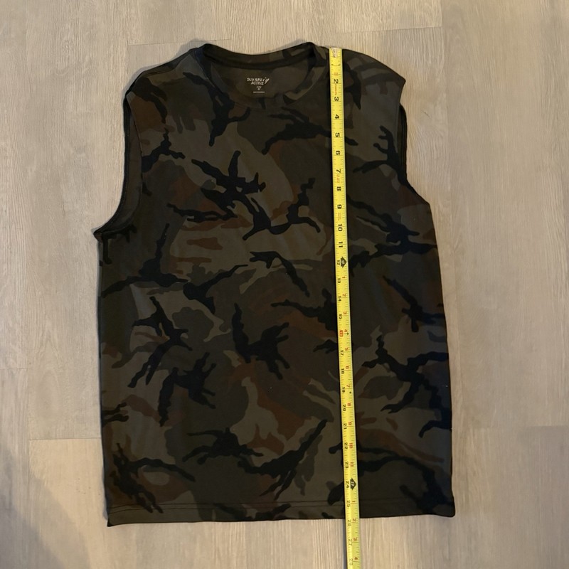 Old Navy Active Men’s Medium Camo Sleeveless Performance Tank Top Athletic Gym M gallery