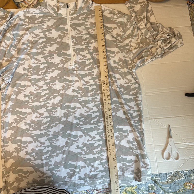 Straight Down Men’s 3/4 Zip Golf Camo Pullover Medium Lightweight gallery