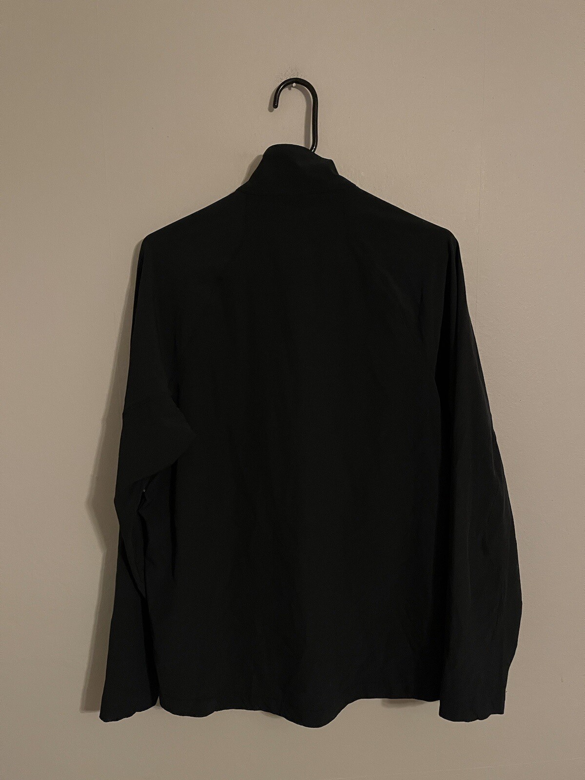Under Armour Black Windbreaker Stretch Full Zip Track Jacket - Men's Small gallery