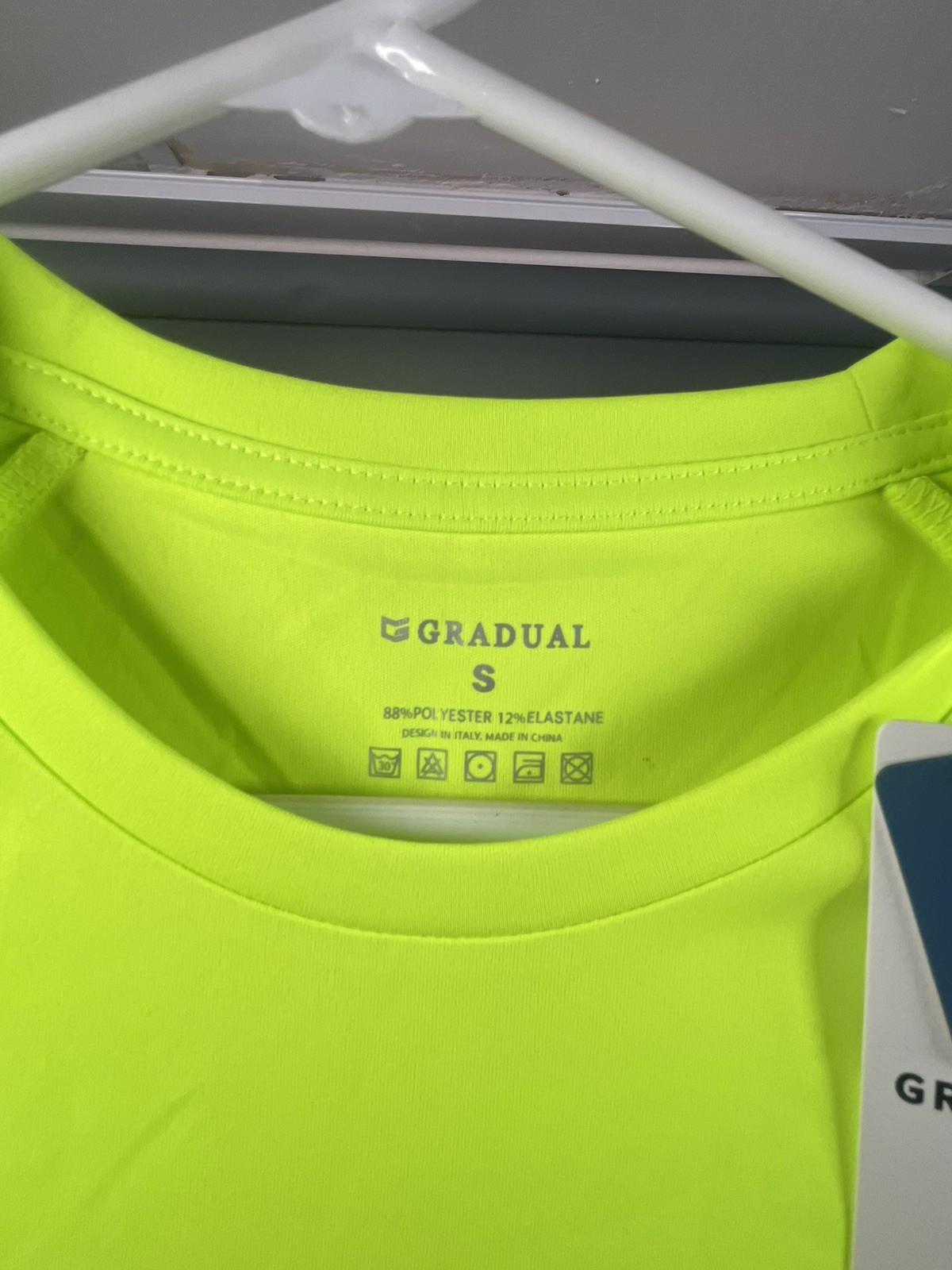 G Gradual Neon Yellow Athletic Light-Weight Short Sleeve T-Shirt Mens Small NEW! gallery