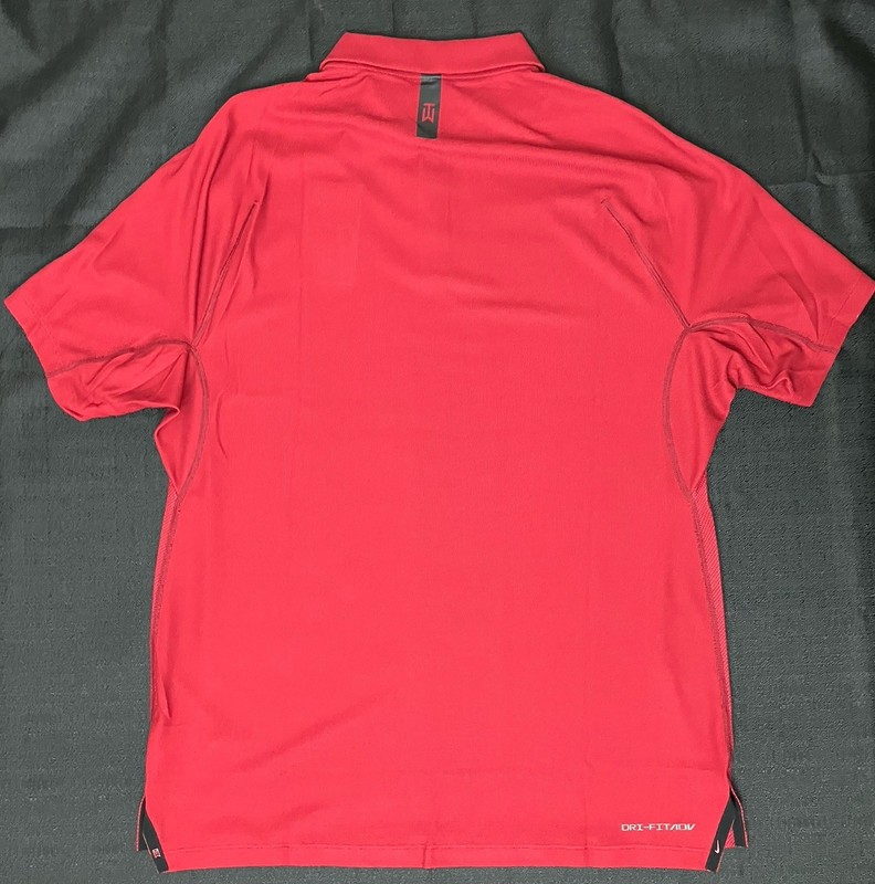 Nike Golf Tiger Woods ADV Panel Polo DA2995 687 Sunday Red Crush Sz M gallery