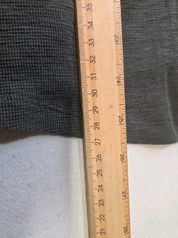 Calvin Klein Performance Mens XL Gray Thermal Long Sleeve Waffle Knit Shirt gallery