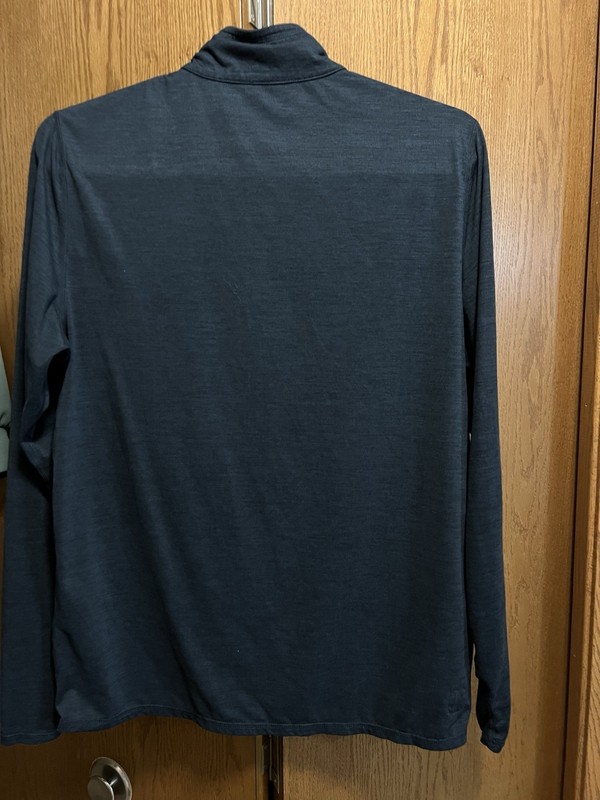 Vuori Ease Performance 1/4 Zip 2.0 Pullover Mens Medium Heathered Blue gallery