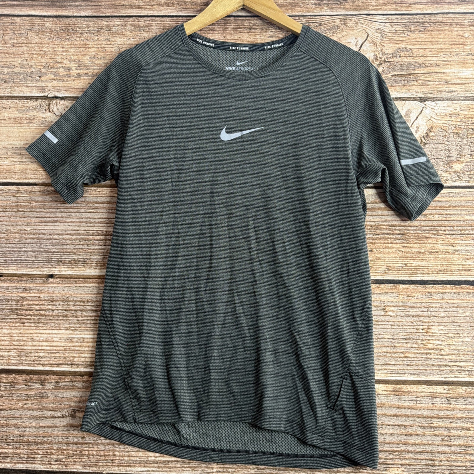 Nike Aeroreact Shirt Mens Large (FITS SMALL) Running Crewneck Active READ gallery