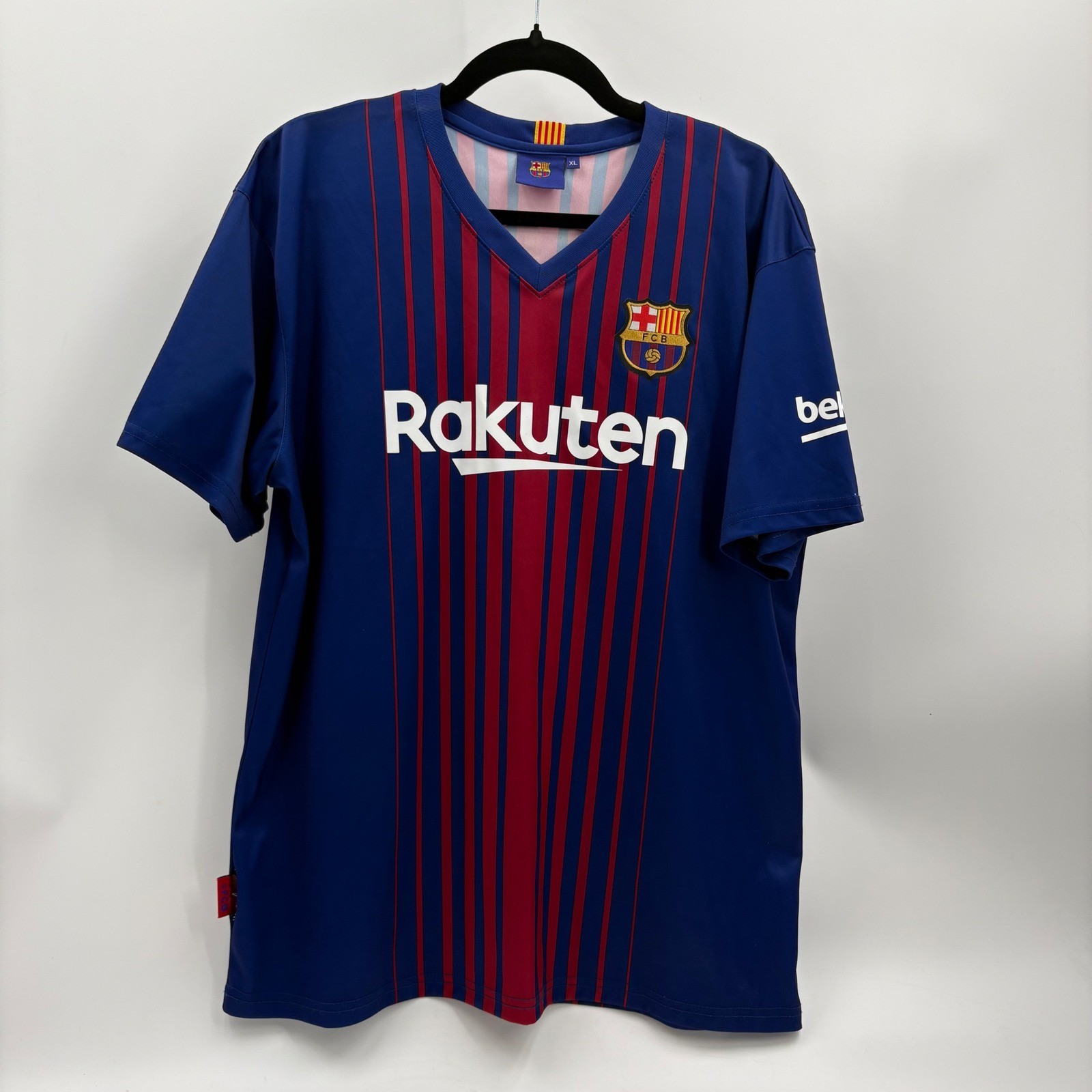 FC Barcelona Messi 10 Replica Jersey Mens XL Blue Red Striped Soccer Shirt gallery