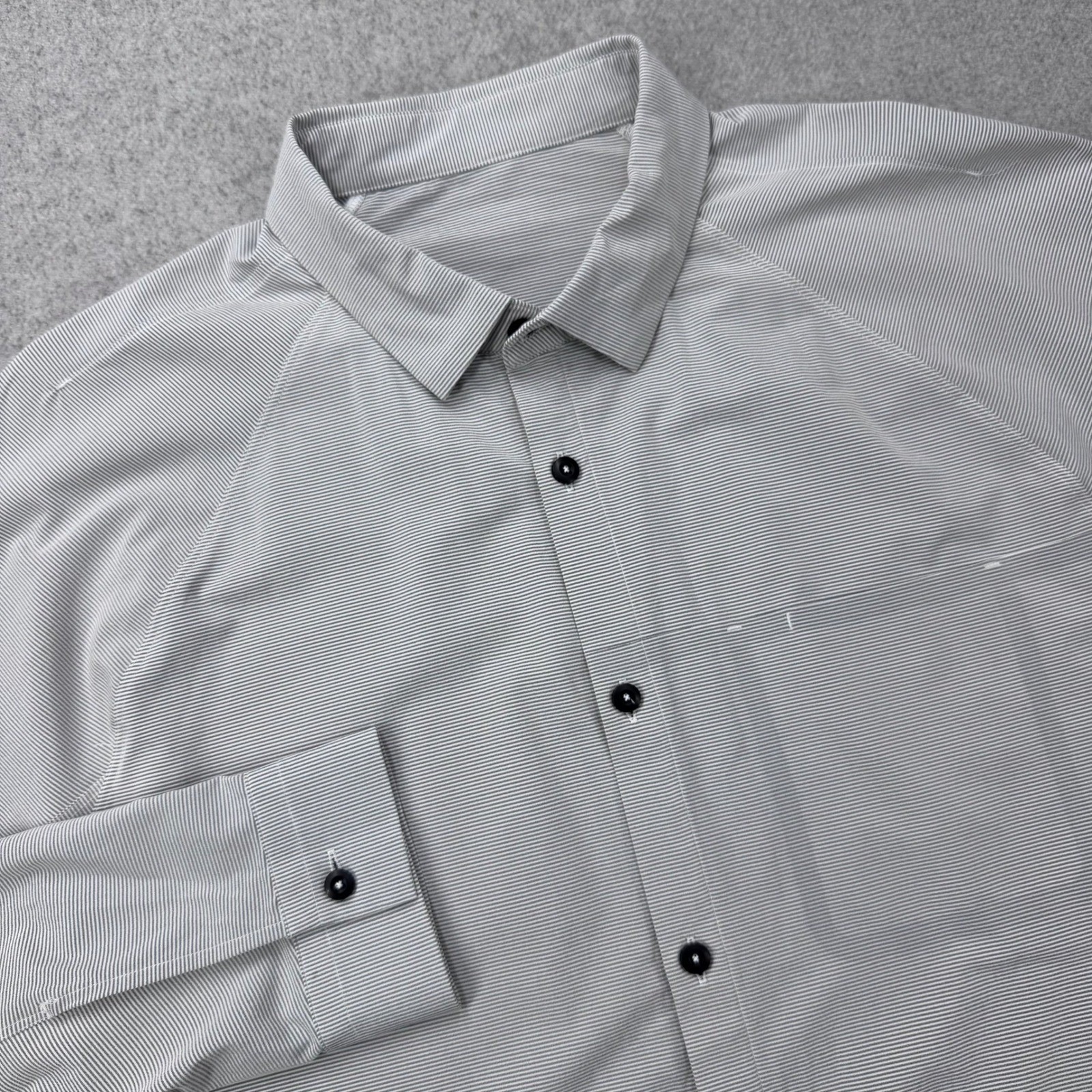 Lululemon Voyage Long Sleeve Button Down Dress Shirt Gray Stripe Mens Medium gallery