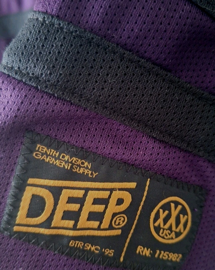 10DEEP ROYAL PURPLE HOCKEY JERSEY SIZE MEDIUM gallery