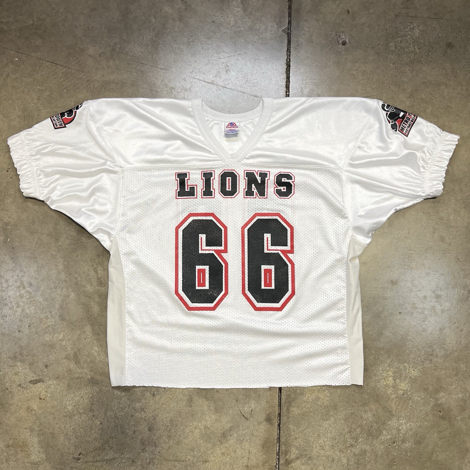 Vintage Y2K 90s Lions #66 Cropped Mesh Football Practice Warm Up Jersey Boxy Fit gallery
