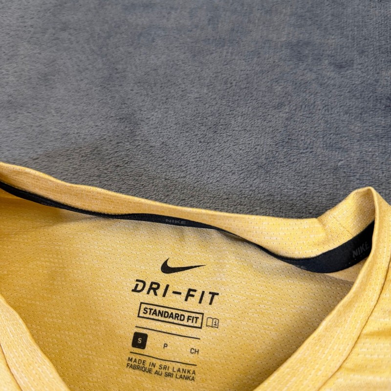 Nike Dri Fit T Shirt Mens Small Yellow Standard Athletic Training Short Sleeve gallery