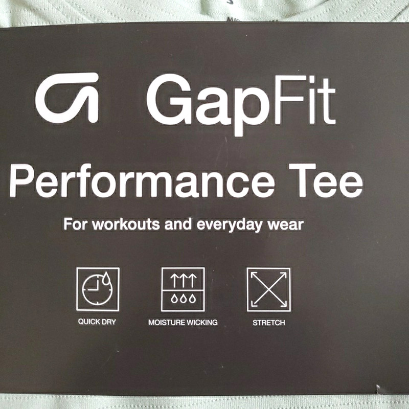 GapFit T Shirt Mens Size Small S Green Short Sleeve Running Performance Gap NEW gallery
