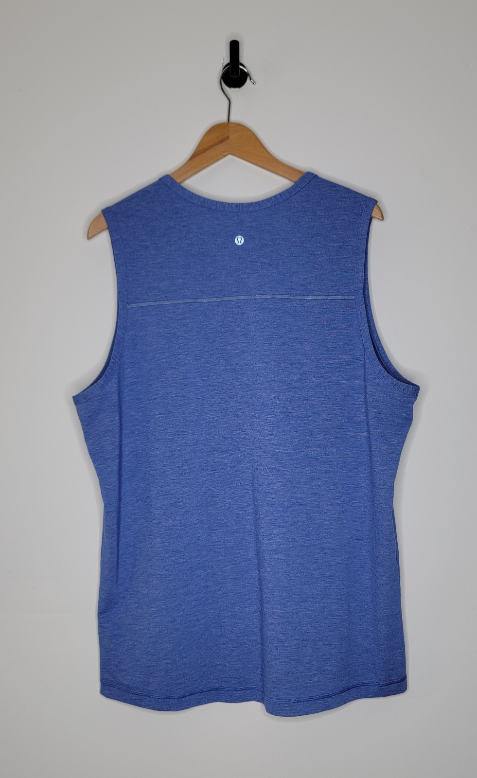 Lululemon Men's Size XL Tank Top Blue Athleisure Outdoor Sports Fitness gallery
