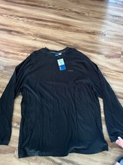 Reebok Relaxed Fit Men’s M Black Long Sleeve Crew Neck Polyester Logo Tee