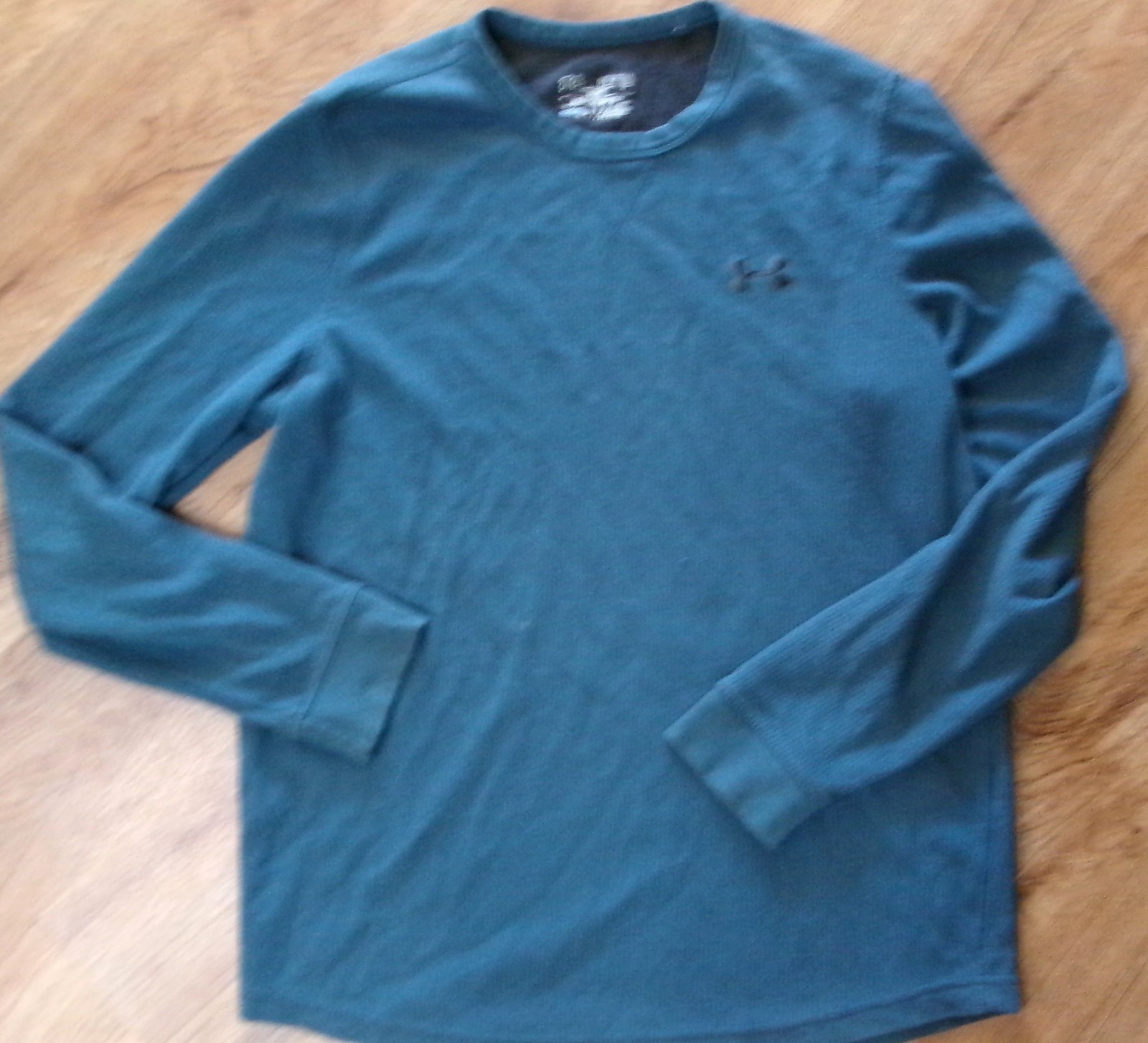 Lot of Pullover Shirts-Under Armour/Avalanche/Banana Republic/Nike-M gallery