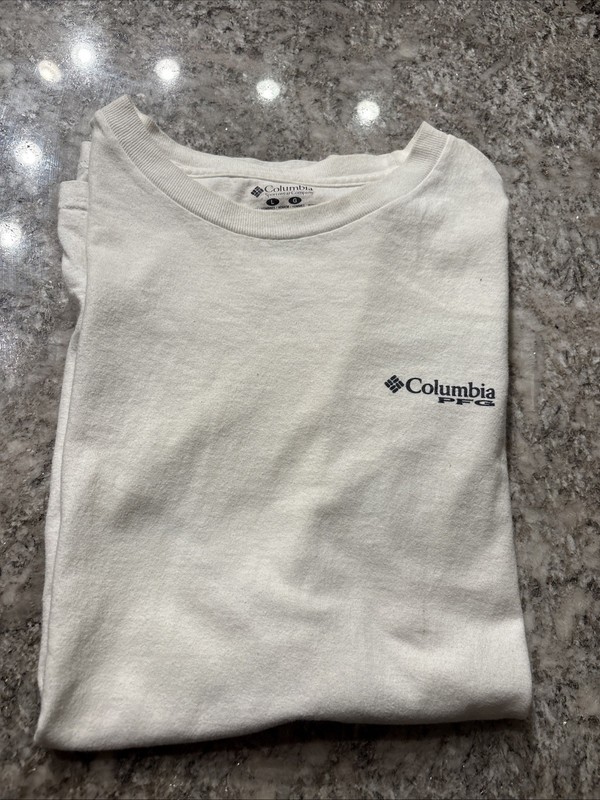 Columbia Short Sleeve Colorful Big Back Fly Fishing Print T Shirt Men’s Large gallery