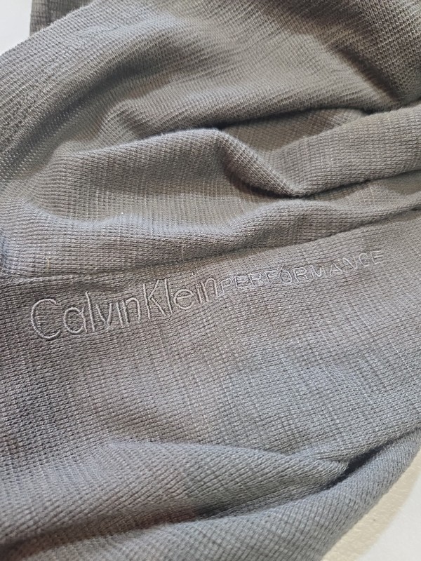 Calvin Klein Performance Mens XL Gray Thermal Long Sleeve Waffle Knit Shirt gallery