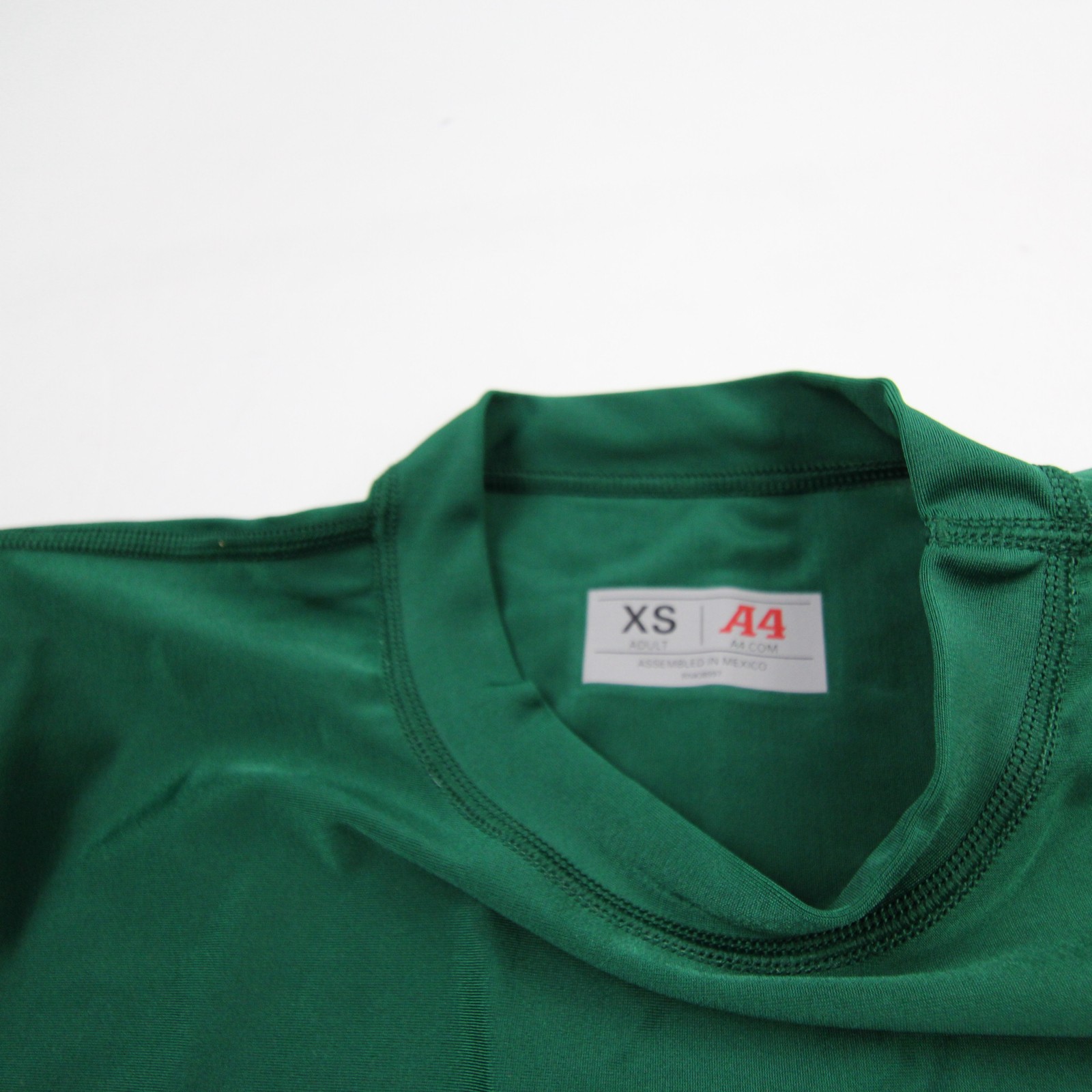 A4 Compression Top Men's Green New without Tags Multiple Sizes gallery