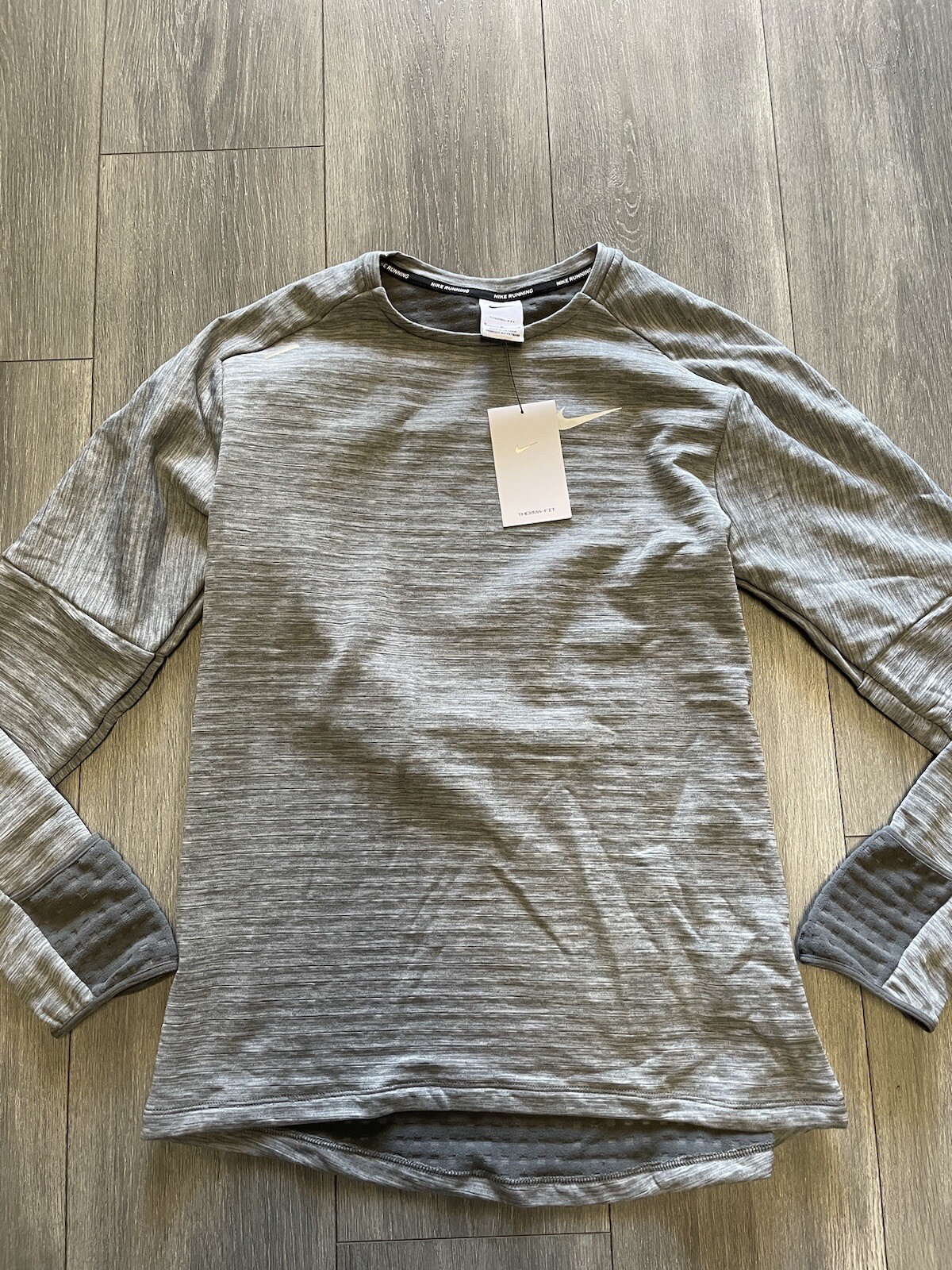 Nike Men's Therma Fit Repel Element Grey Running Shirt CU6083-068 Size Small gallery