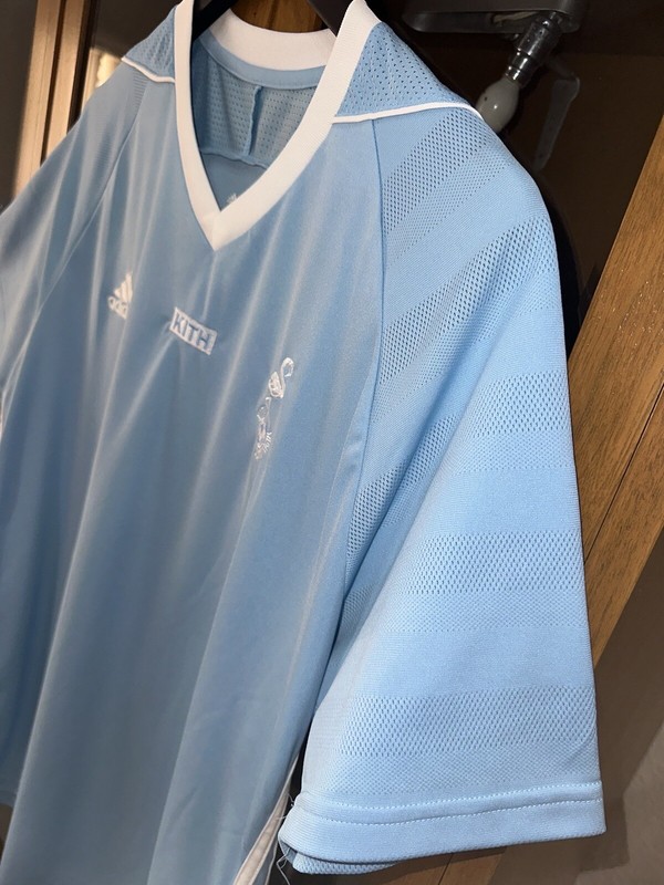 Kith x Adidas Flamingos Unreleased! Soccer Jersey Mens Large L Light Blue gallery