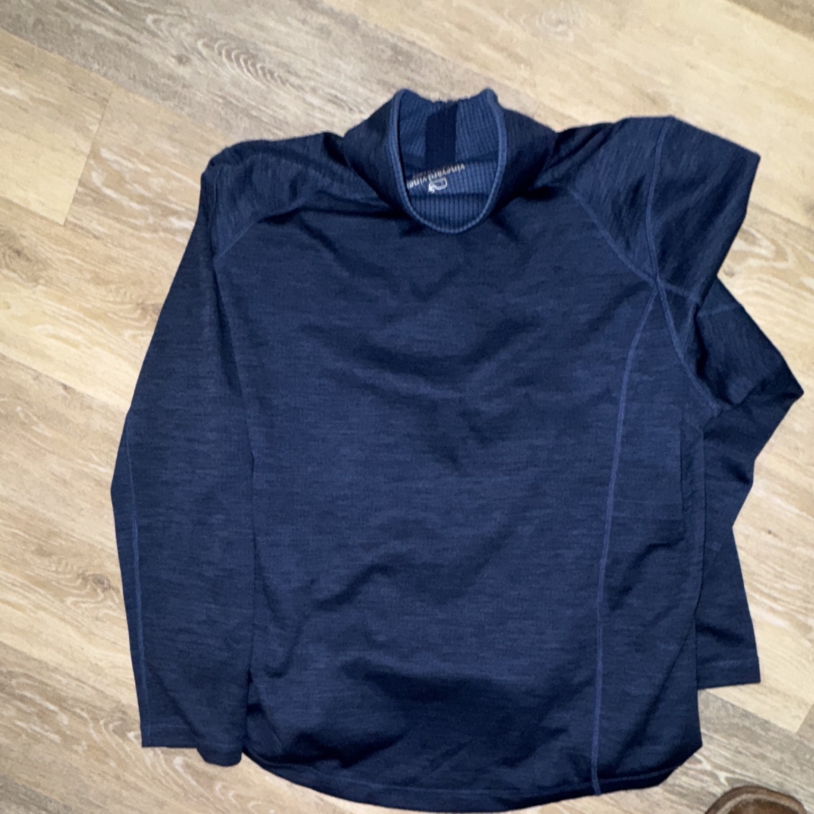Vineyard Vines Men's L Blue Performance 1/4 Zip Mock Neck Pullover Golf gallery