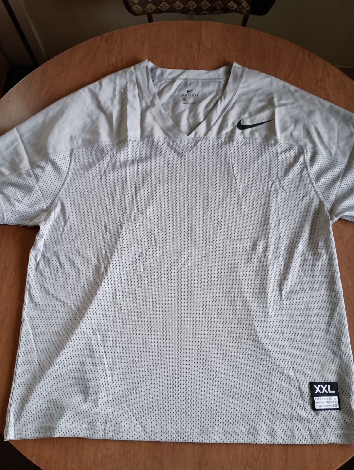 Nike Dri-Fit Men's Silver Gray Football Jersey Size XXL gallery