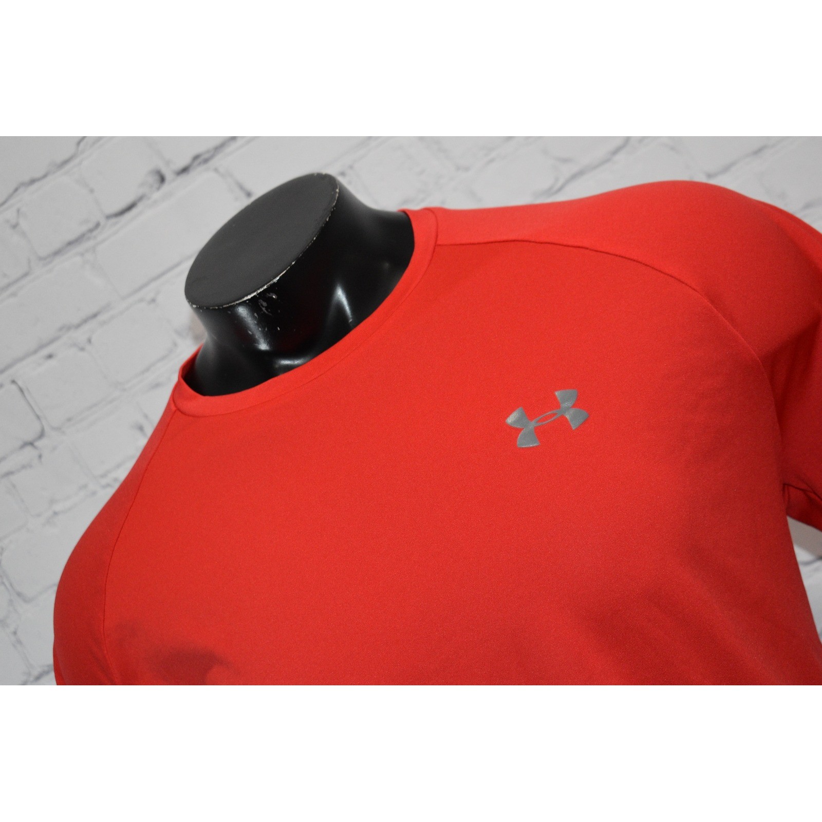 Under Armour Tech Tee Mens XLT TALL Red Short Sleeve Raglan Workout Shirt gallery